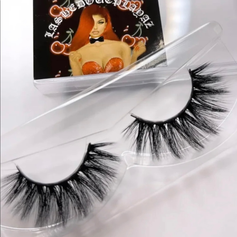 Lashes